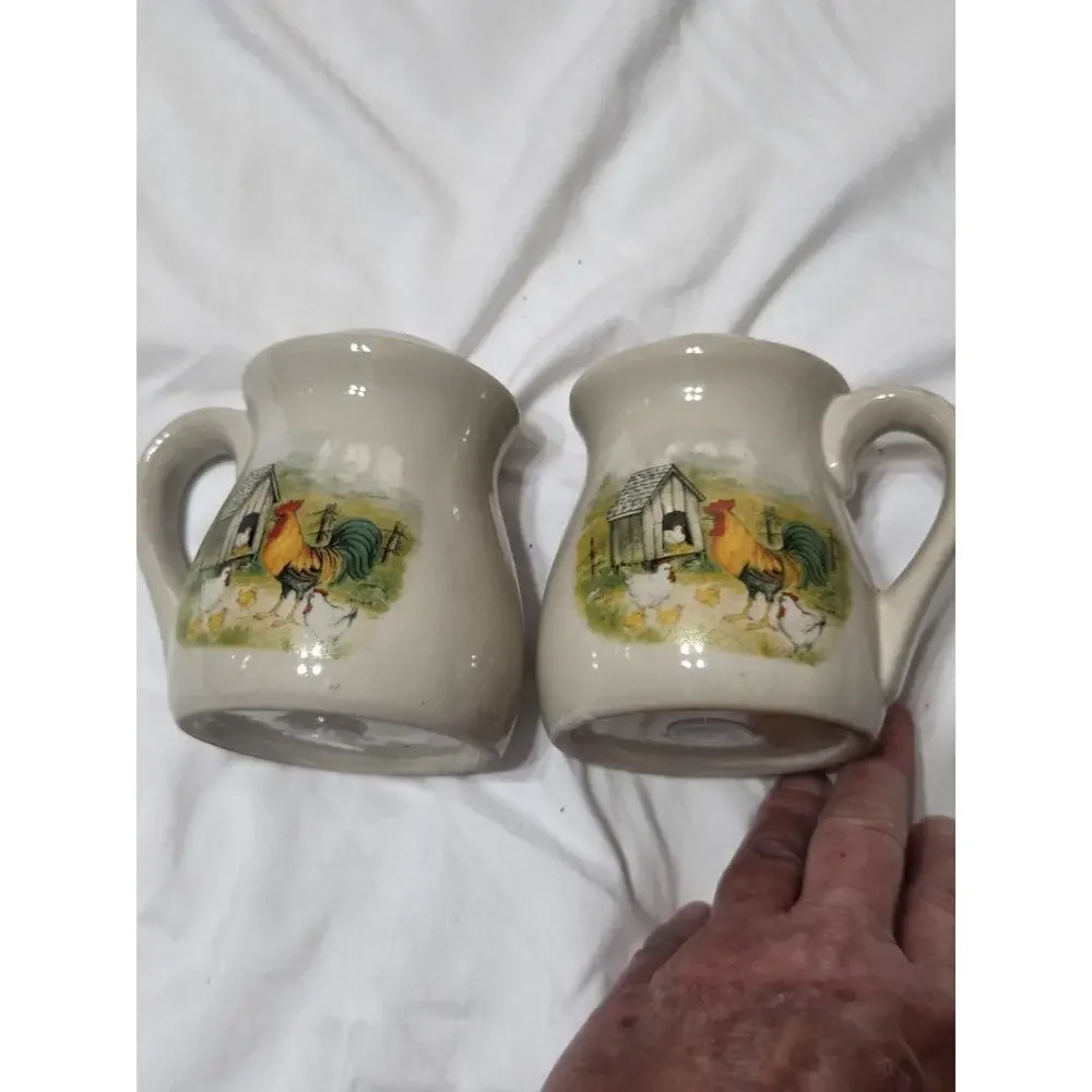 Vtg Hermitage Pottery Farmhouse Salt & Pepper Shakers